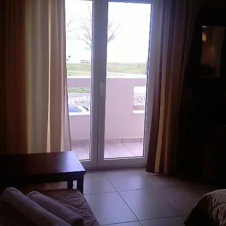 Ioanna Hotel 2*