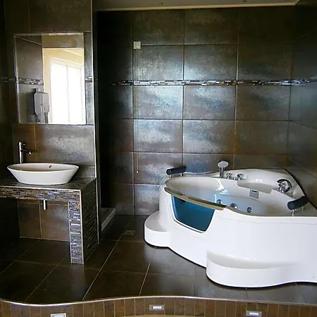 Ioanna Hotel Olympiakí Aktí