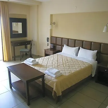 Ioanna Hotel 2*